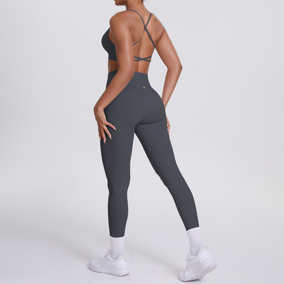 dark gray leggings and bra for yoga