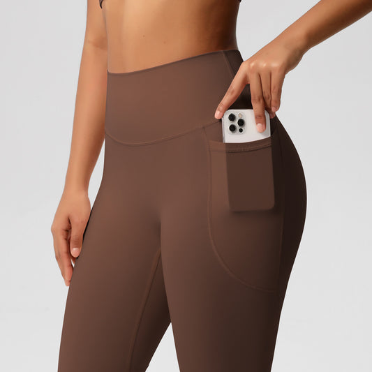 Brown leggings with phone pocket