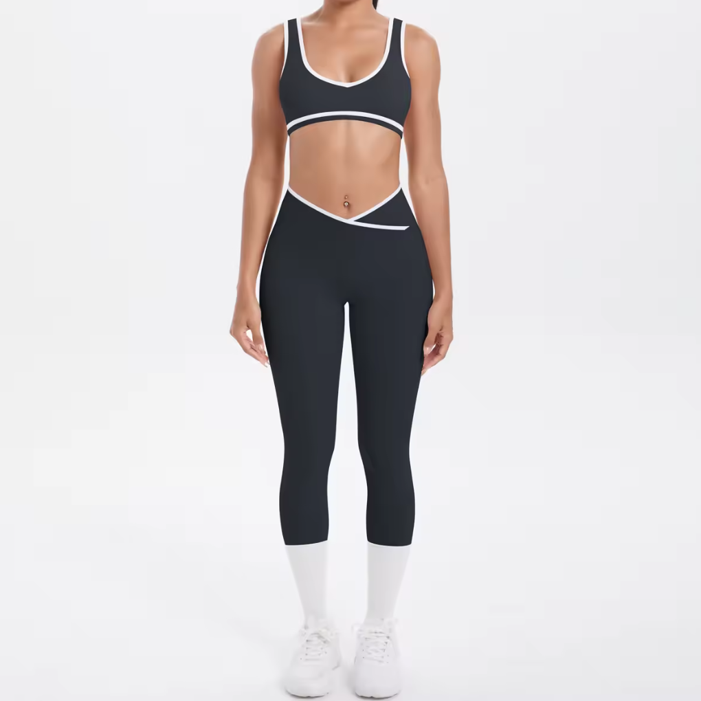 black leggings and bra for yoga